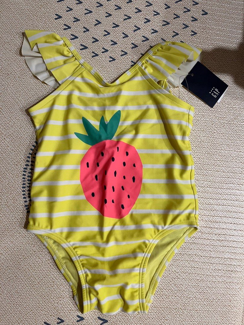 Gap baby outlet swimsuit