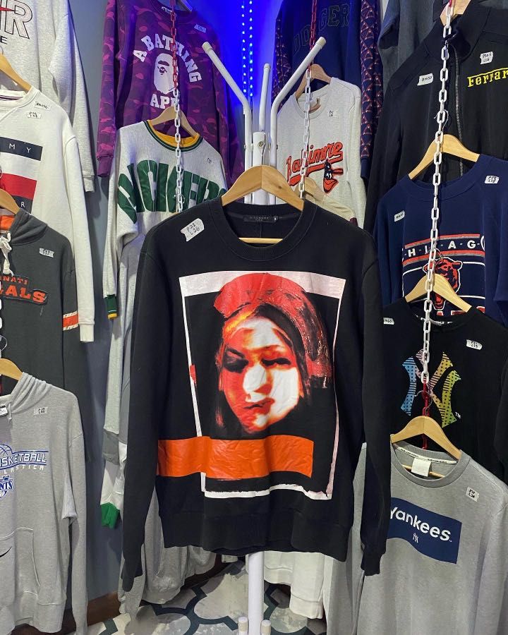 Givenchy madonna sweatshirt top