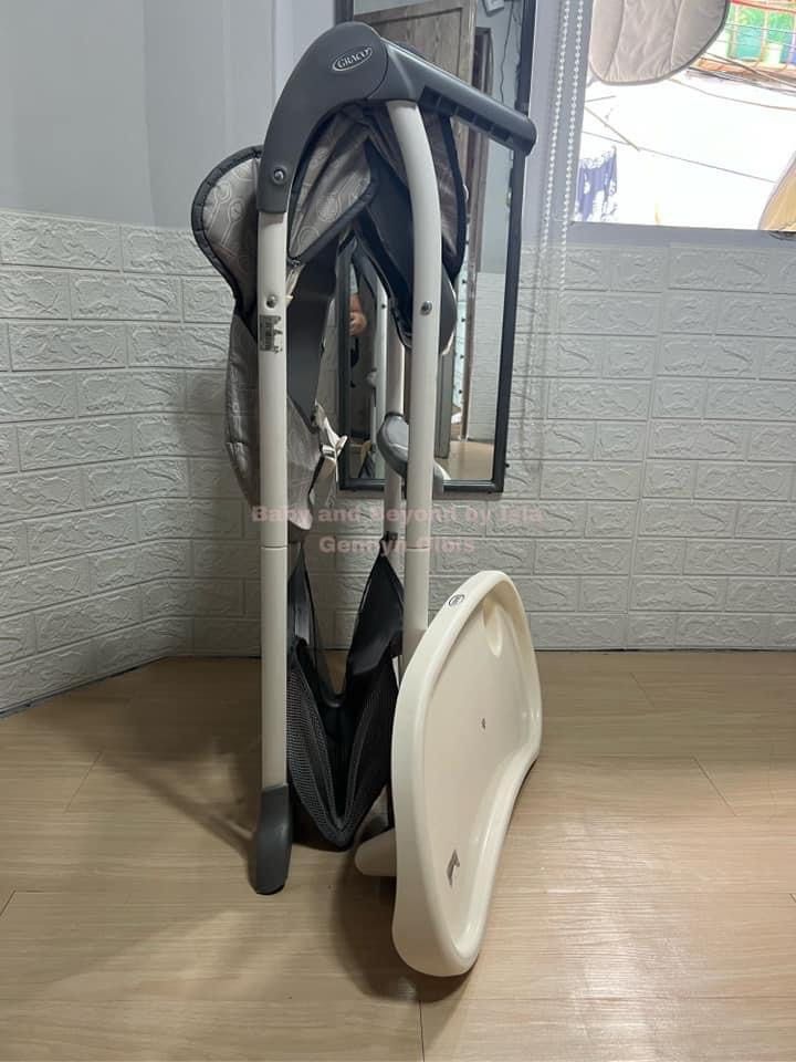 Graco Slim Snacker High Chair Highchair, Babies & Kids, Nursing