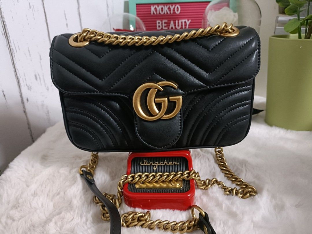 Gucci chain deals sling bag