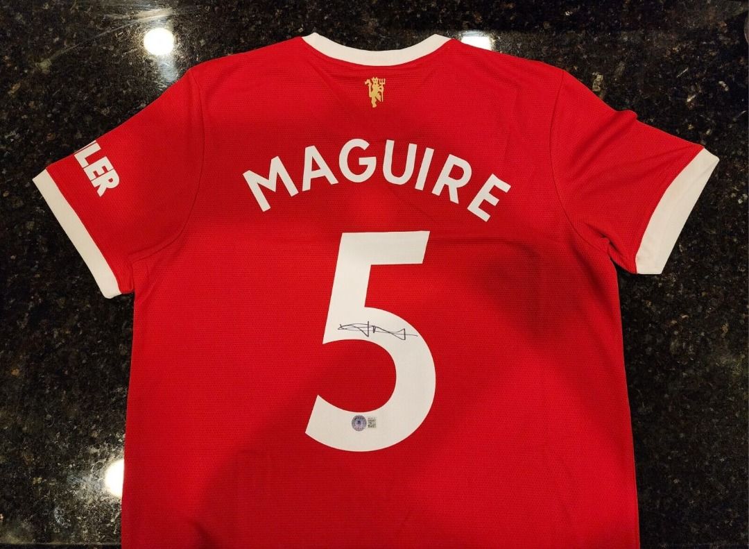 Harry Maguire Autographed Manchester United Red Adidas Soccer Jersey - BAS  COA