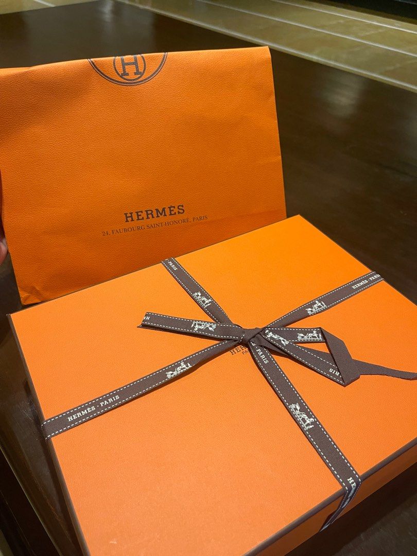 Hermes Oran Size 37.5 Gold, Women's Fashion, Footwear, Flats & Sandals