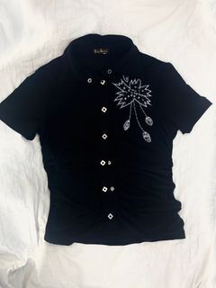 Hot Kiss black collared blouse