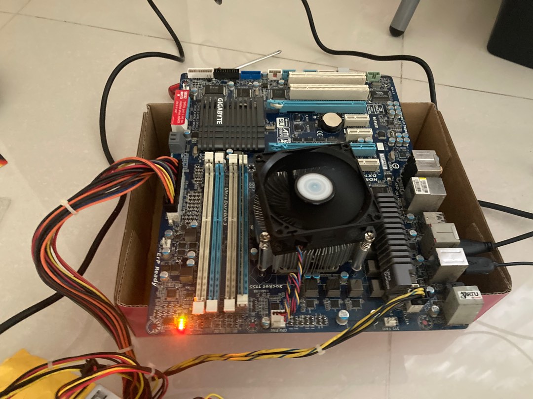 I5 2400 / gigabyte mb / 2gb ram, Computers & Tech, Parts & Accessories