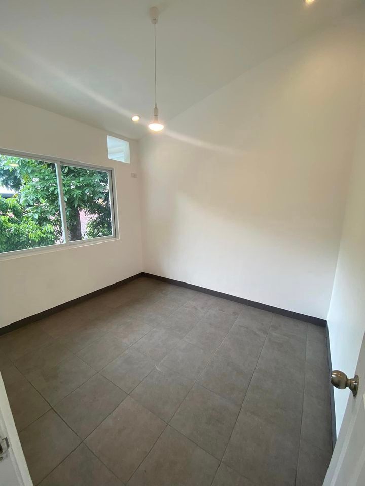 Inside Manila doctors Village For Sale RFO 4bdrms Duplex House and Lot