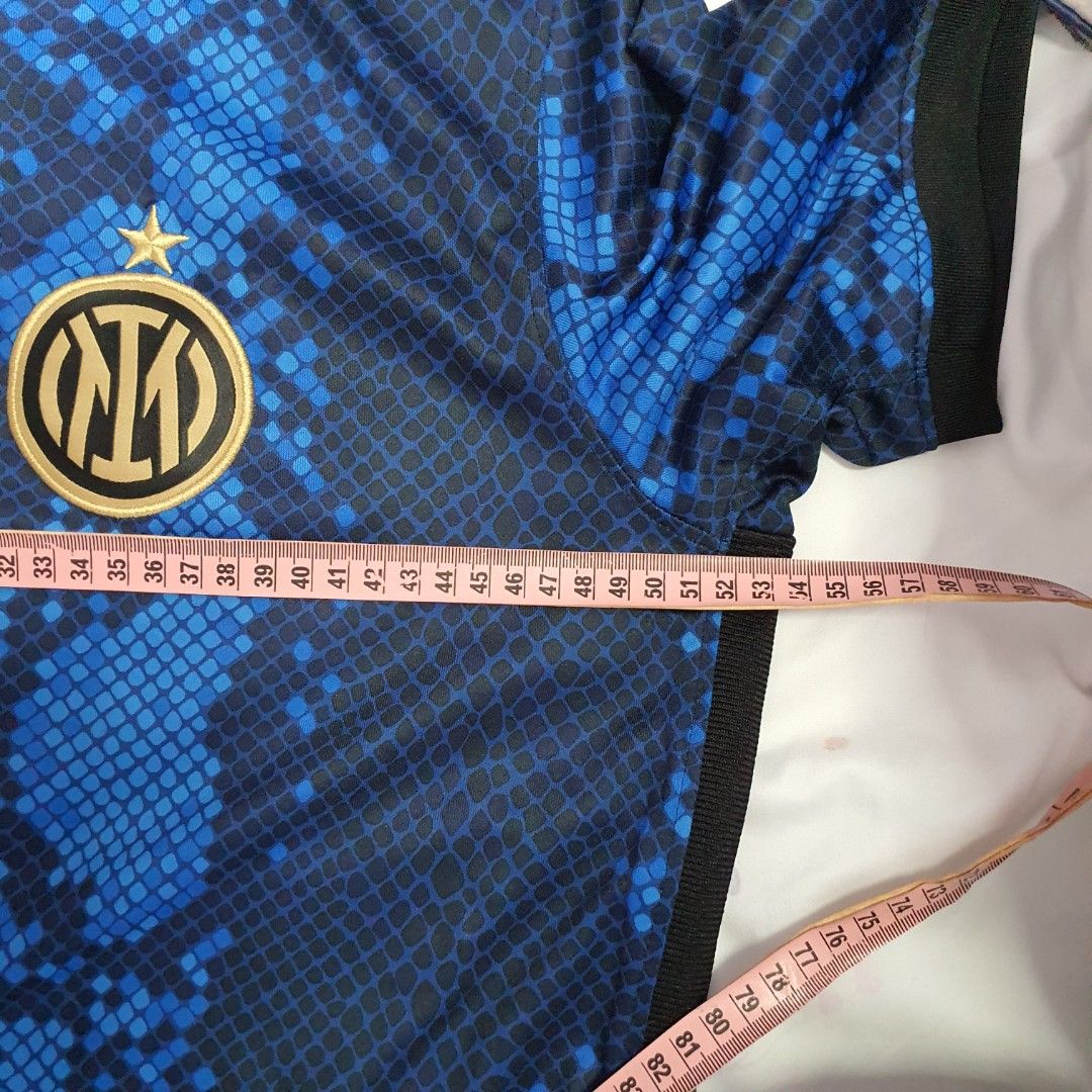 Inter Milan Snake Jersey, Men's Fashion, Activewear on Carousell