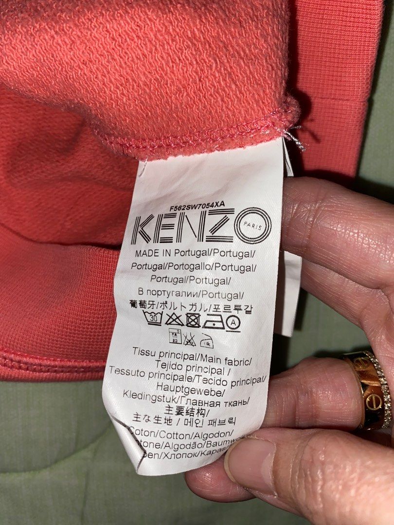 Kenzo Paris size S (Category: Coats, Jackets and Outerwear) located in Paranaque City. Submitted by ltdec (Listing ID 1177028858, Image 3). Description: For ladies size xs-s. US-bought. Rarely worn and almost new. Orig cost P12k.