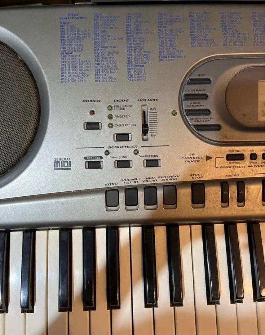 Keyboard CASIO WK1800, Music & Media, Instruments on Carousell