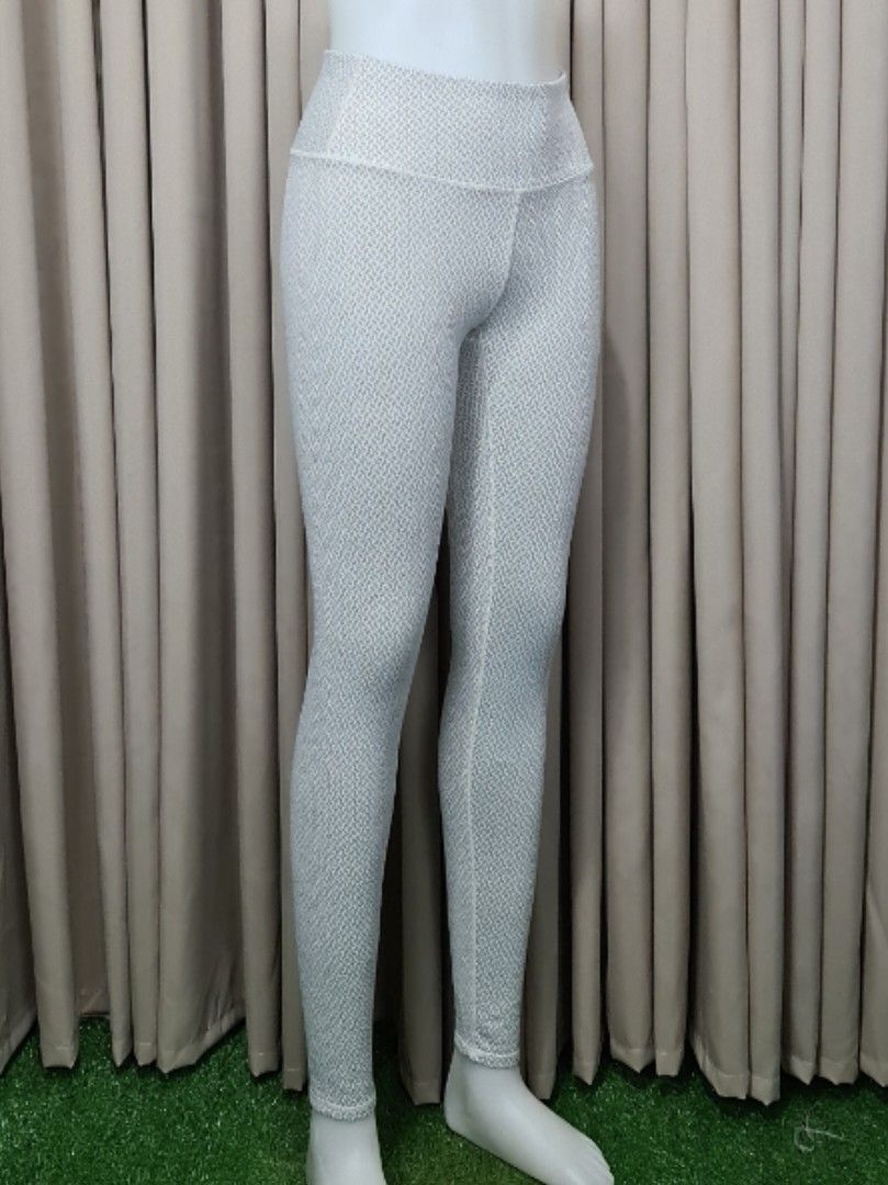 2/$12 Kyodan Women's Size Medium Grey & Black Leggings Athletic & Cropped