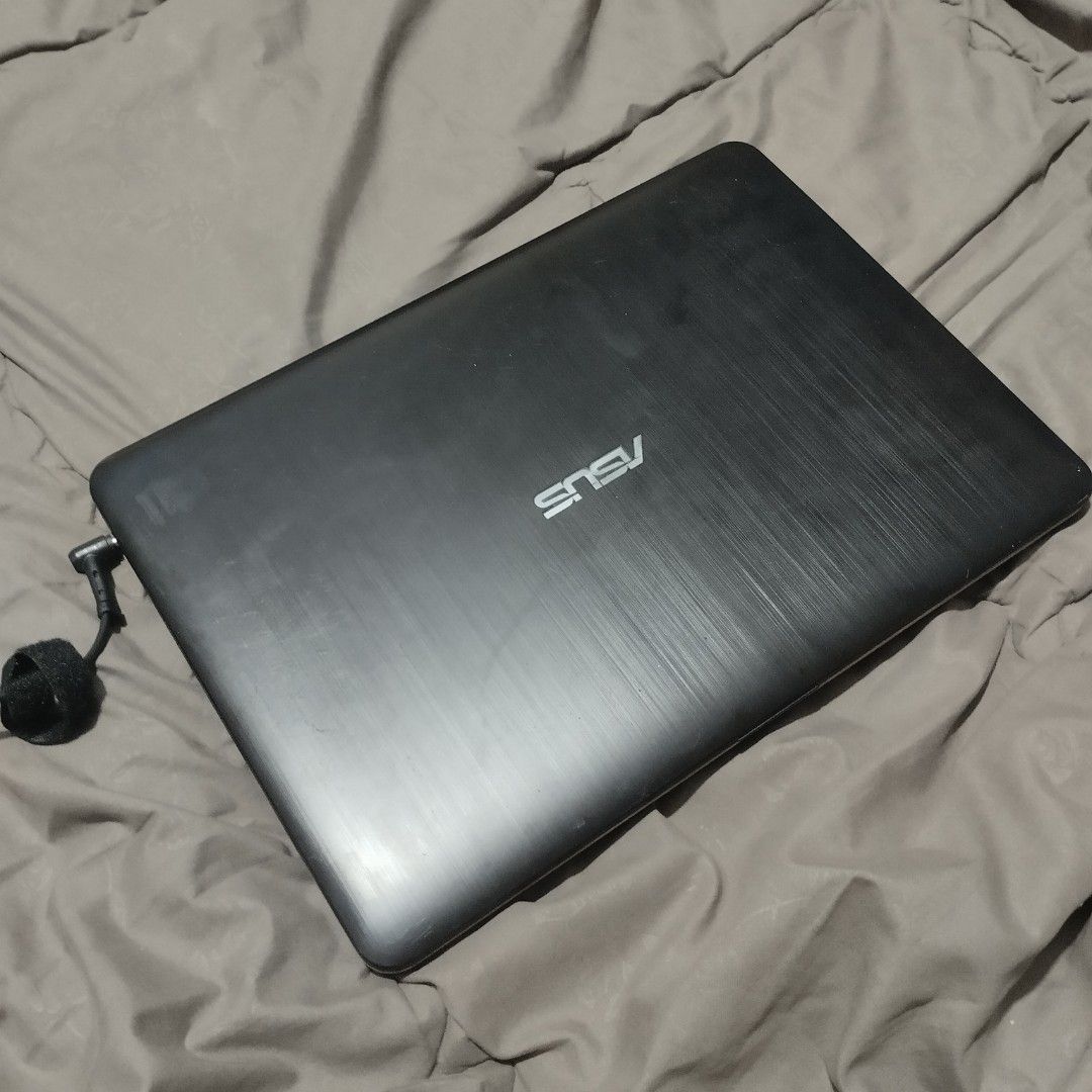 laptop asus x441u core i3 Gen6 Minus Baterai, Elektronik, Komputer