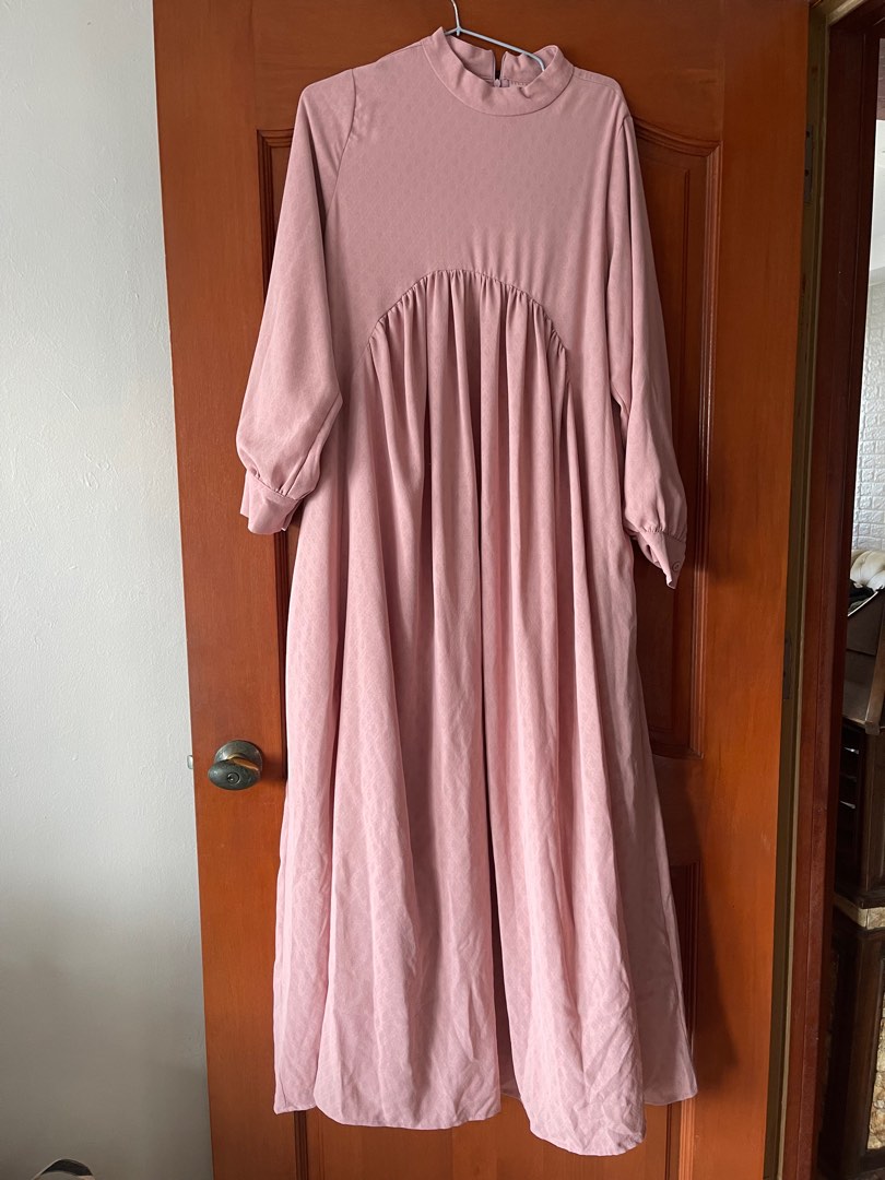 Lilit Dress, Women's Fashion, Muslimah Fashion, Dresses on Carousell