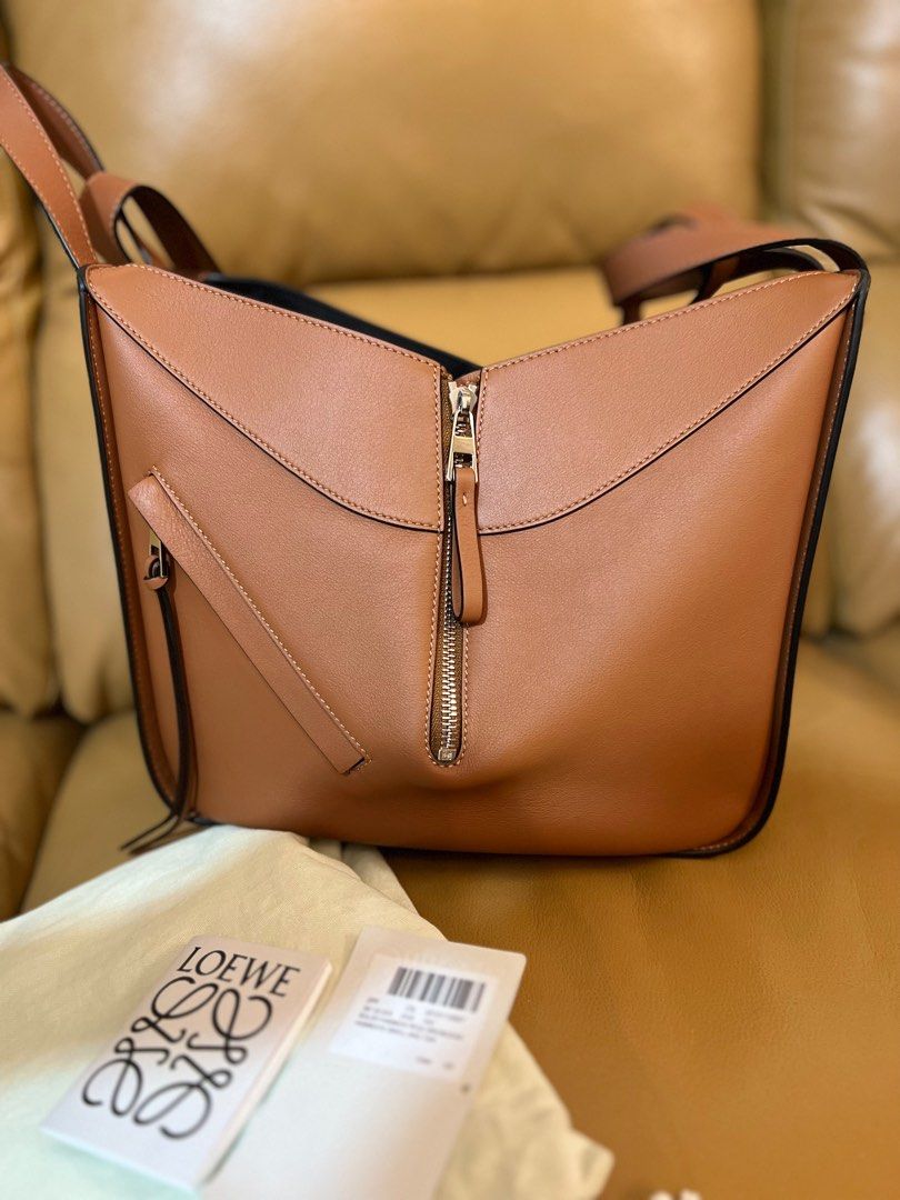 新年換新袋♥️Loewe Hammock Small Tan, 名牌, 手袋及銀包- Carousell