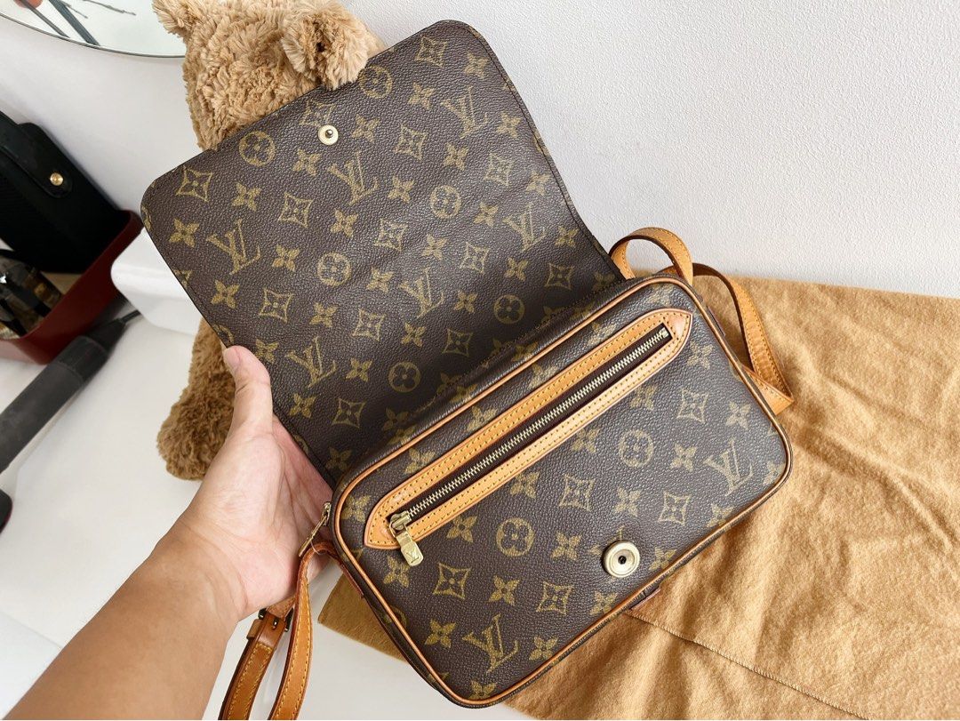 Louis Vuitton LV Vintage Saint Germain Crossbody Bag, Luxury, Bags &  Wallets on Carousell