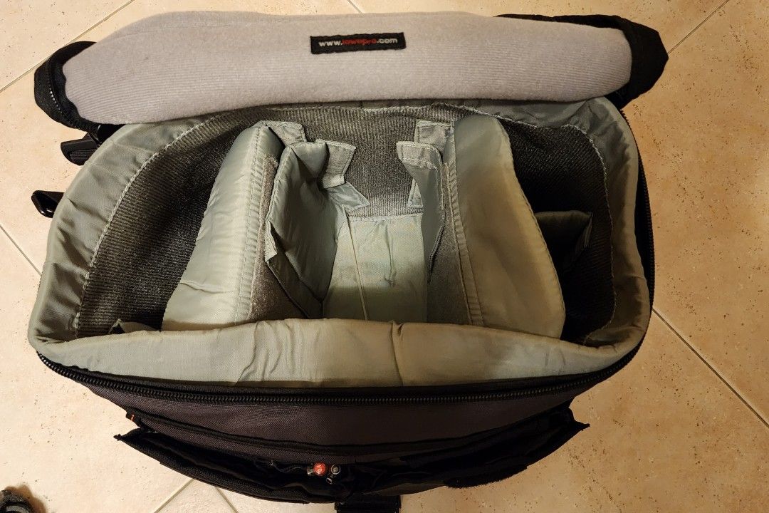 Sac Photo Lowepro Stealth Reporter D200 AW – Neuf (bandoulière)