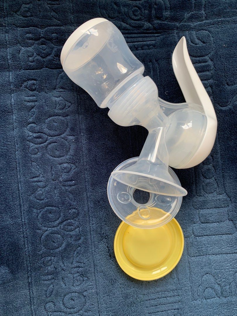 Luma Latch Manual Breast Pump, Babies & Kids, Nursing & Feeding