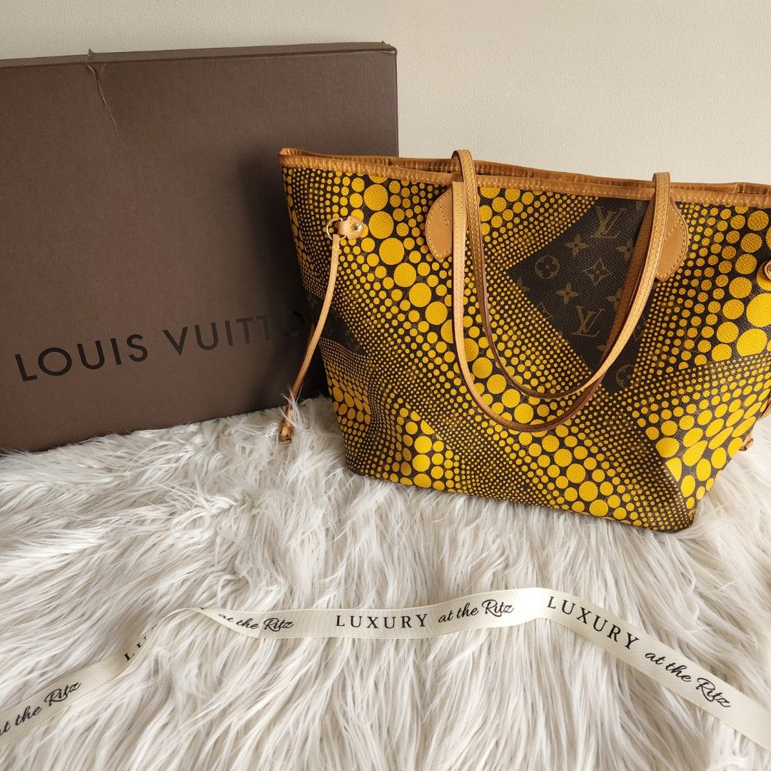 LV Yayoi Kusama Neverfull MM, Luxury, Bags & Wallets on Carousell