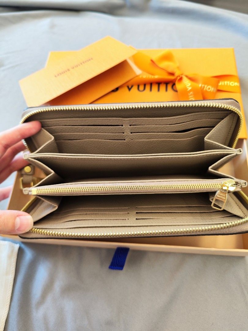 LV ON THE GO WALLET FOR SELL 100% ORIGINAL, Luxury, Bags & Wallets