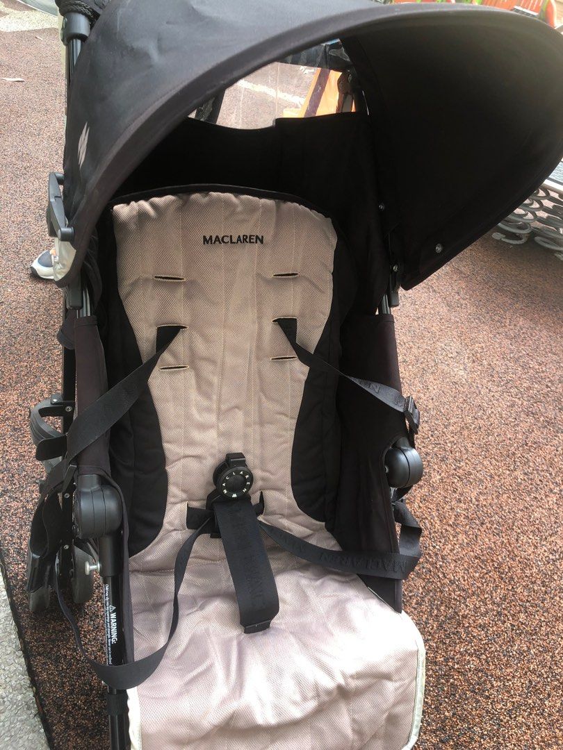 Maclaren quest black champagne hotsell