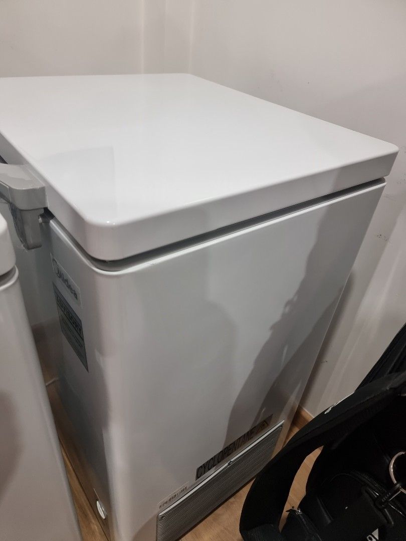 Midea 99 Liter Chest Freezer, TV & Home Appliances, Kitchen Appliances