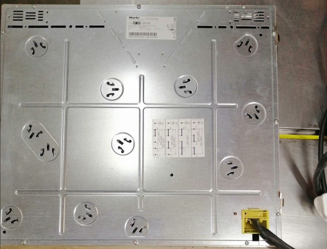 Miele KM500 tabletop ceramic heater, TV & Home Appliances, Kitchen