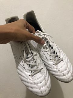 (Category: ) located in . Submitted by adidasguy7 (Listing ID 1209565614, Image 1). Description: .