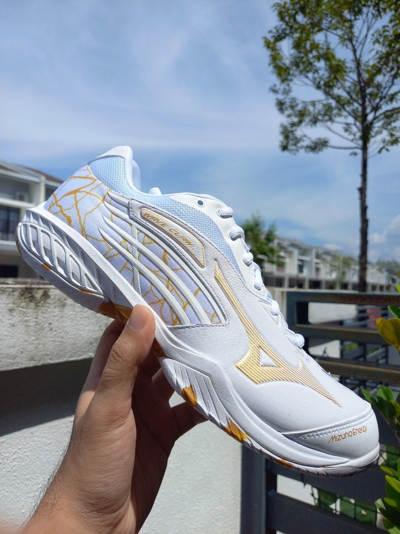 MIZUNO WAVE CLAW PRO BADMINTON