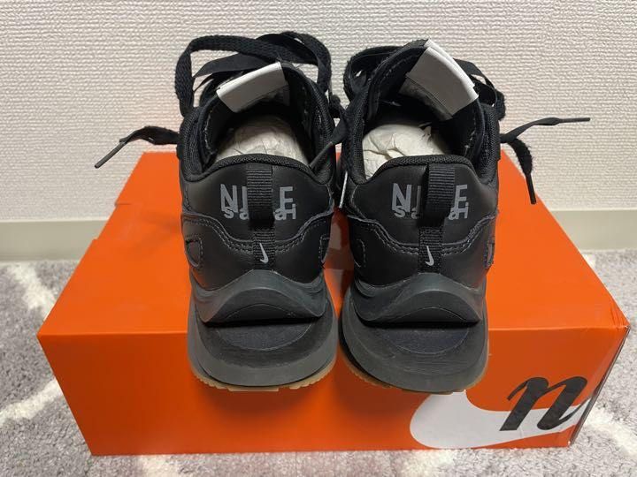 Moving sale ⭐️ Nike Sacai Black Gum Vaporwaffle 24.5cm, 女裝, 鞋
