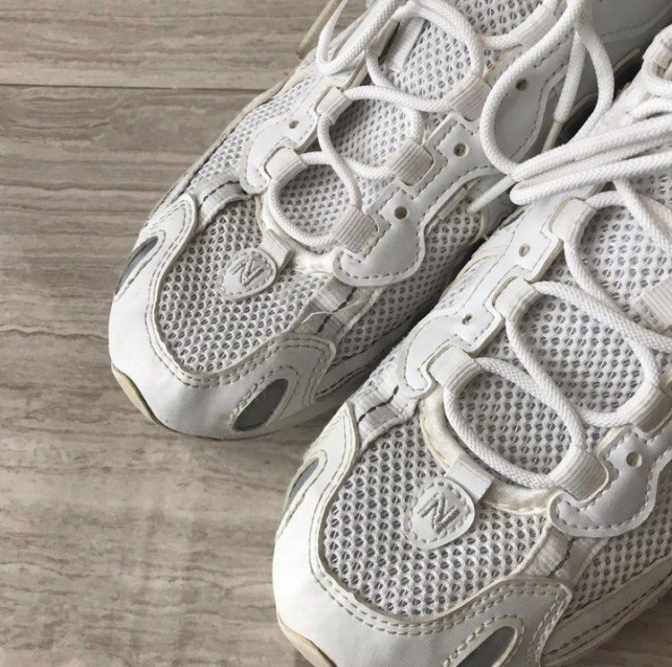 Nb 827 white best sale
