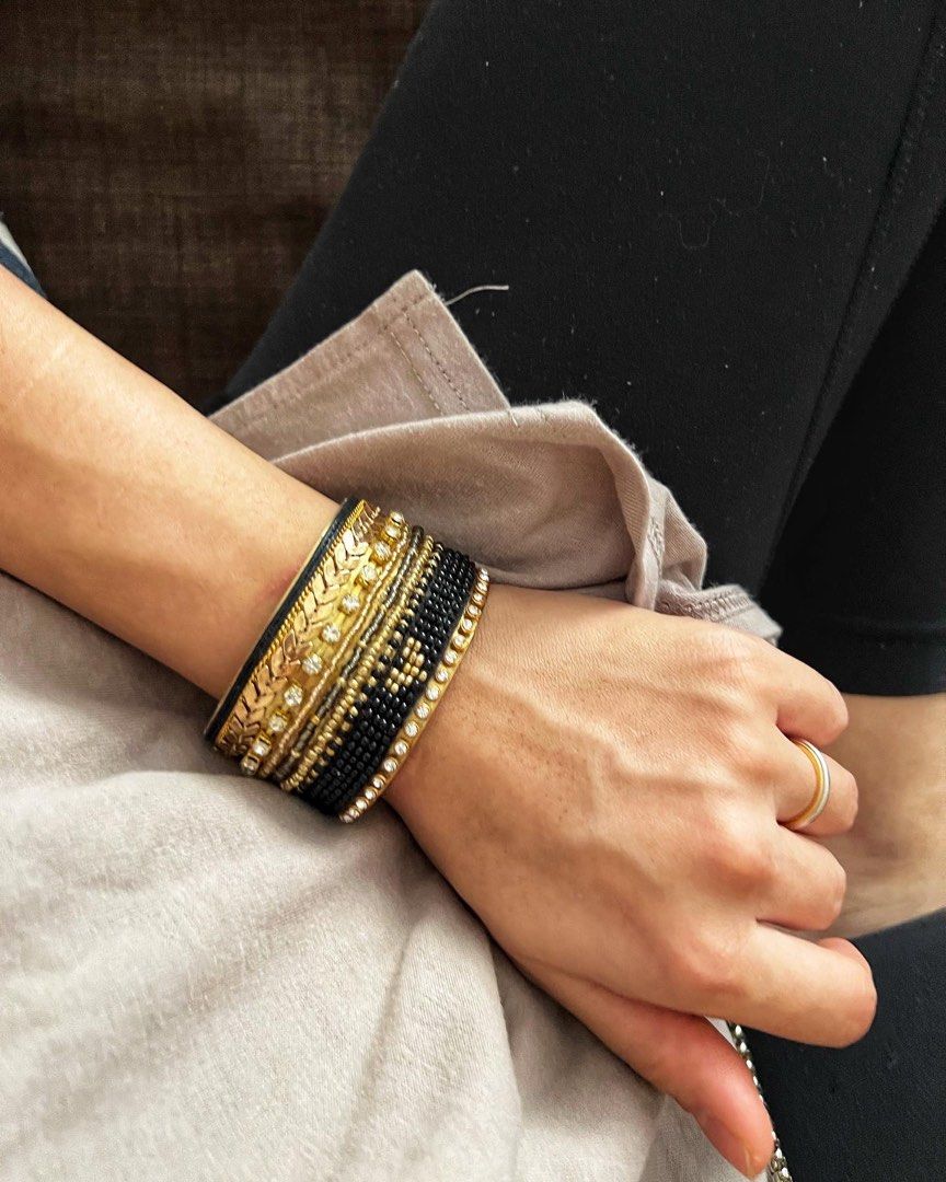 New stylish bracelet store