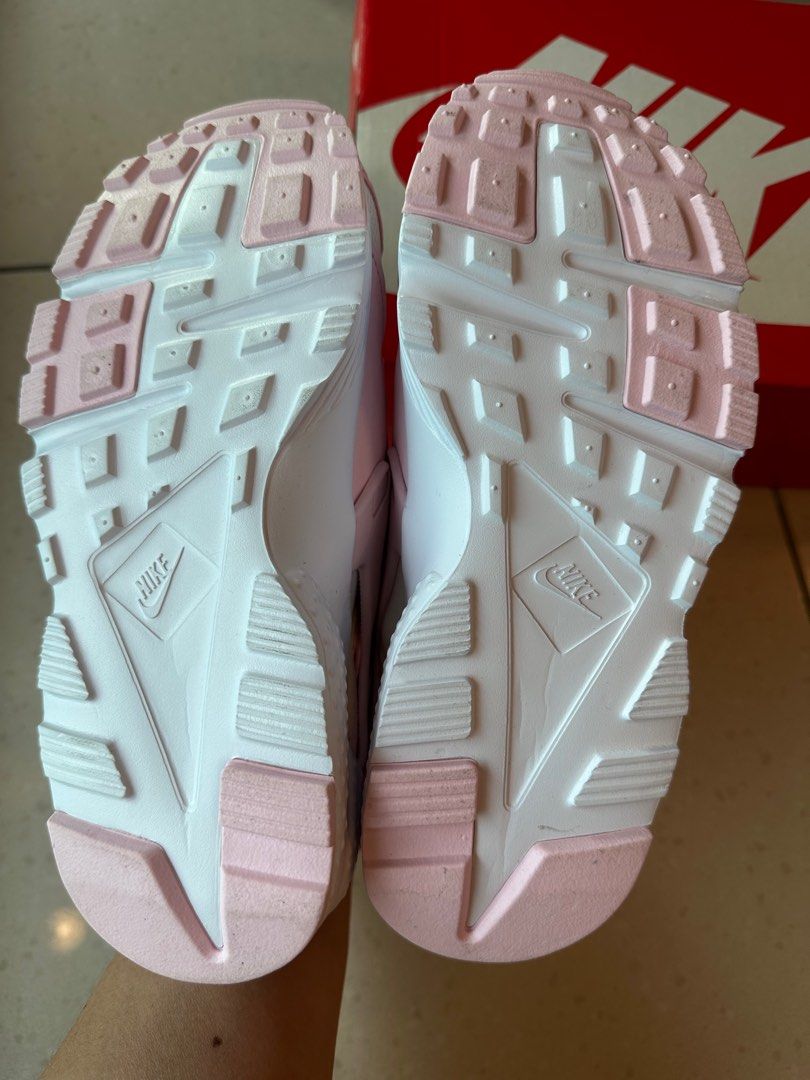NIKE Air Huarache Junior Brand new Women s Fashion Footwear