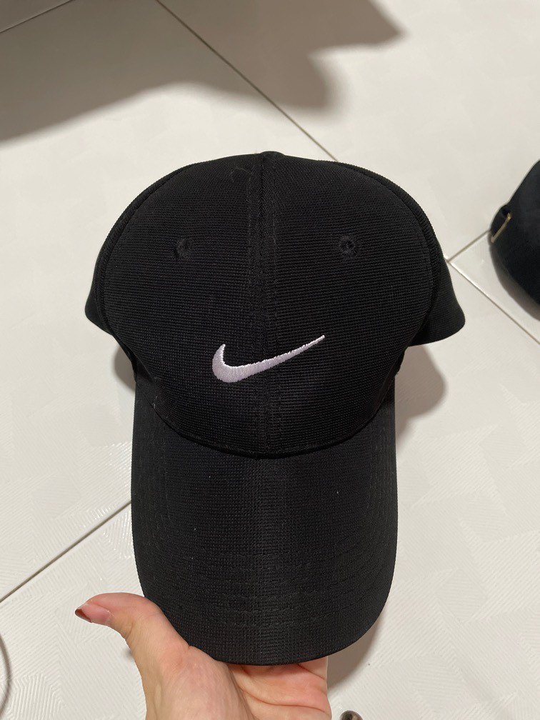 nike black and gold cap