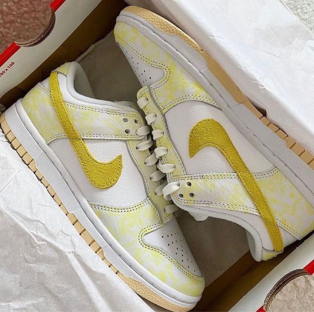 Nike dunk low yellow strike (7.5w) (Category: Sneakers) located in Makati City. Submitted by annecan (Listing ID 1209013901, Image 1). Description: Size 7.5w .
