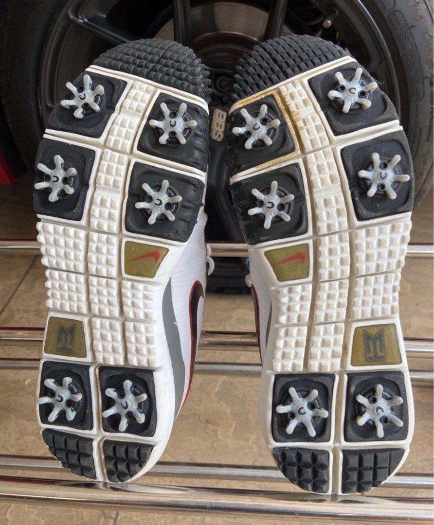 nike golf shoe spikes