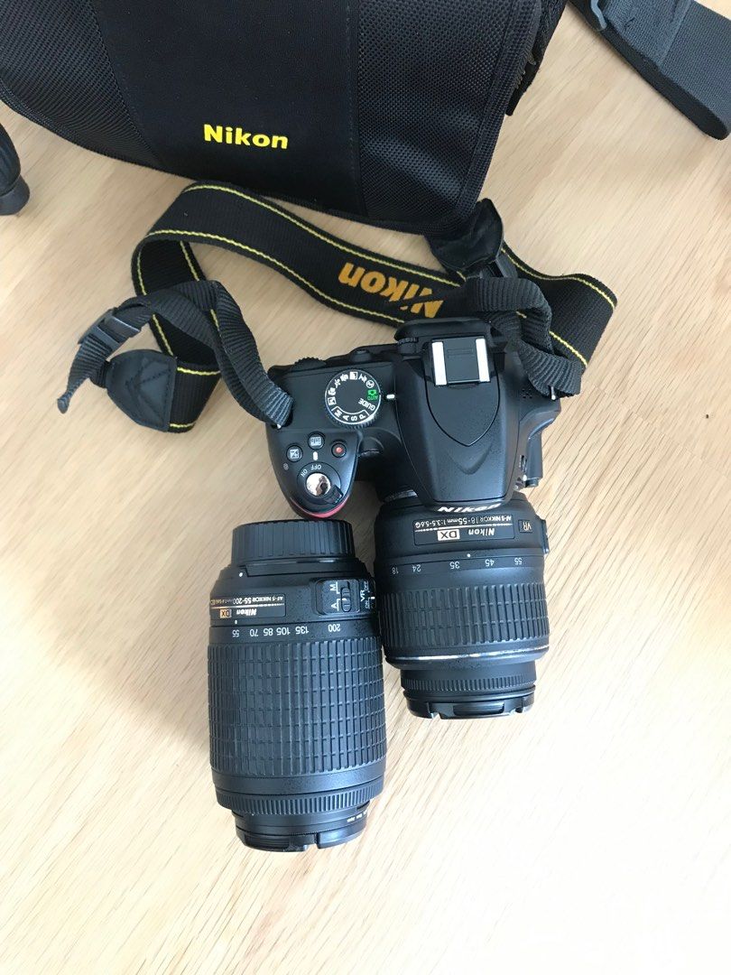 Nikon camera D3200 with tripod, Photography, Cameras on Carousell