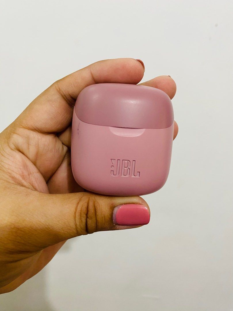 Original JBL Wireless Earphone, Audio, Earphones on Carousell