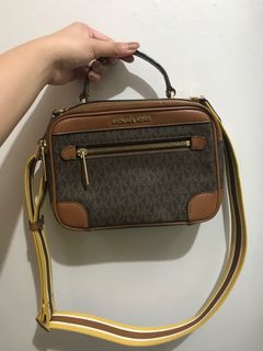 (Category: ) located in . Submitted by lenmluxe (Listing ID 1209418208, Image 1). Description: .