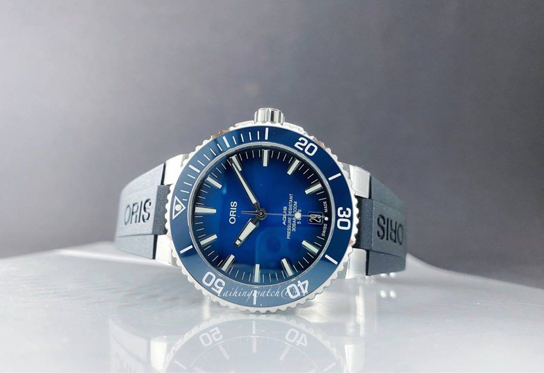 Oris Aquis diver calibre 400 watch, Men's Fashion, Watches