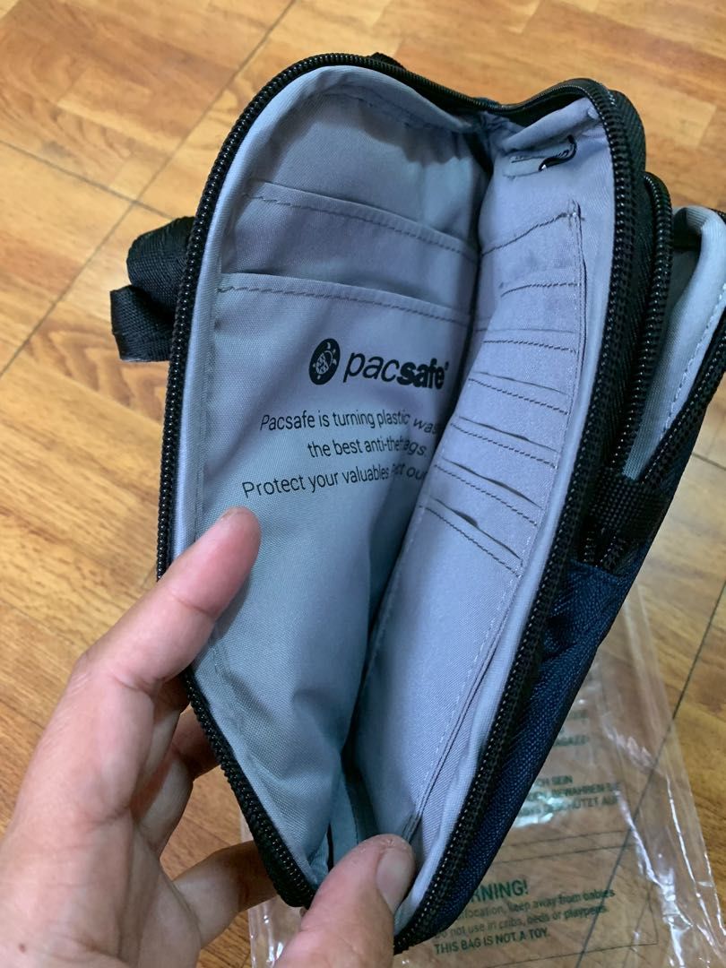 Pacsafe daysafe deals econyl