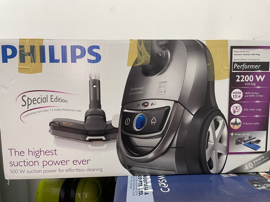 Philips Performer Vacuum Cleaner with bag FC9174 2200W 500W suction