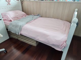 (Category: ) located in . Submitted by 28jade (Listing ID 1209572766, Image 1). Description: .
