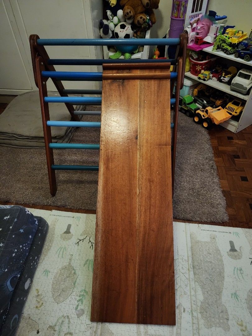 Tryangle Ramp Pikler triangle with ramp, Babies & Kids, Baby Nursery & Kids Furniture ...