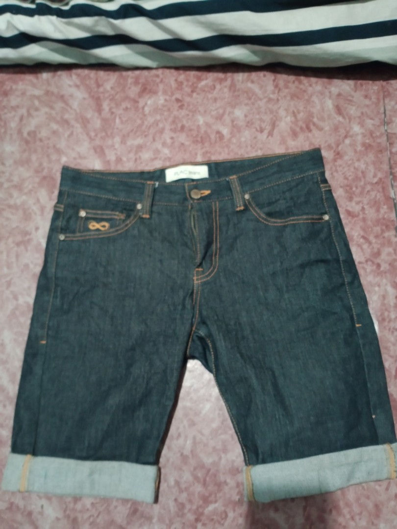 Plac jeans, Men's Fashion, Bottoms, Shorts on Carousell