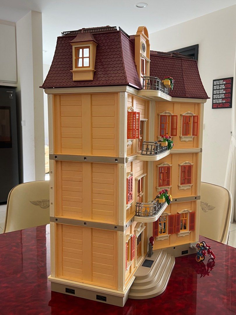 Playmobil Large Grand Mansion 5302 with extra floor, Hobbies & Toys