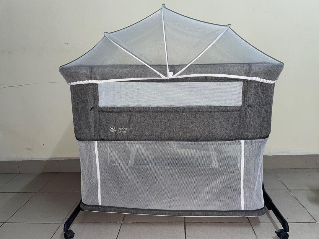 Playpen baby cot, Babies & Kids, Baby Nursery & Kids Furniture, Cots