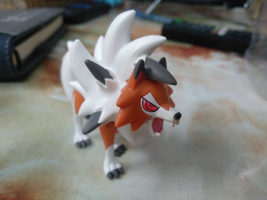 Lycanroc dusk form figure sales