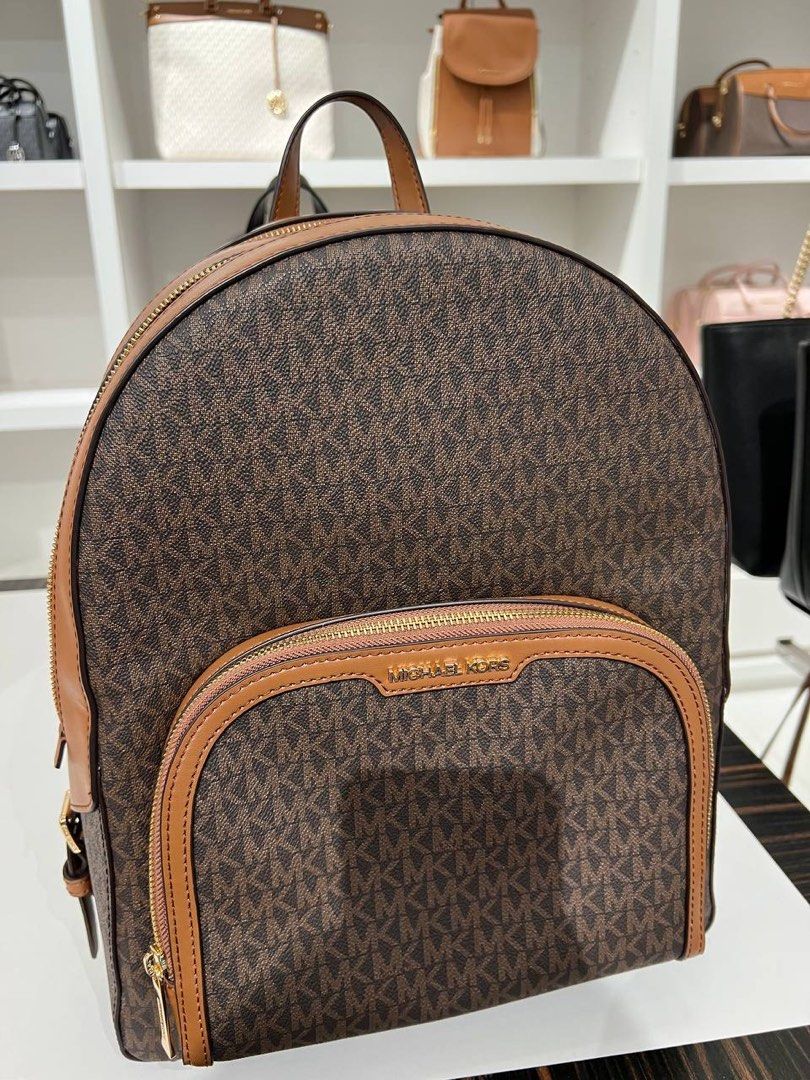 PREORDER) MICHAEL KORS LARGE BACKPACK, Women's Fashion, Bags & Wallets,  Backpacks on Carousell