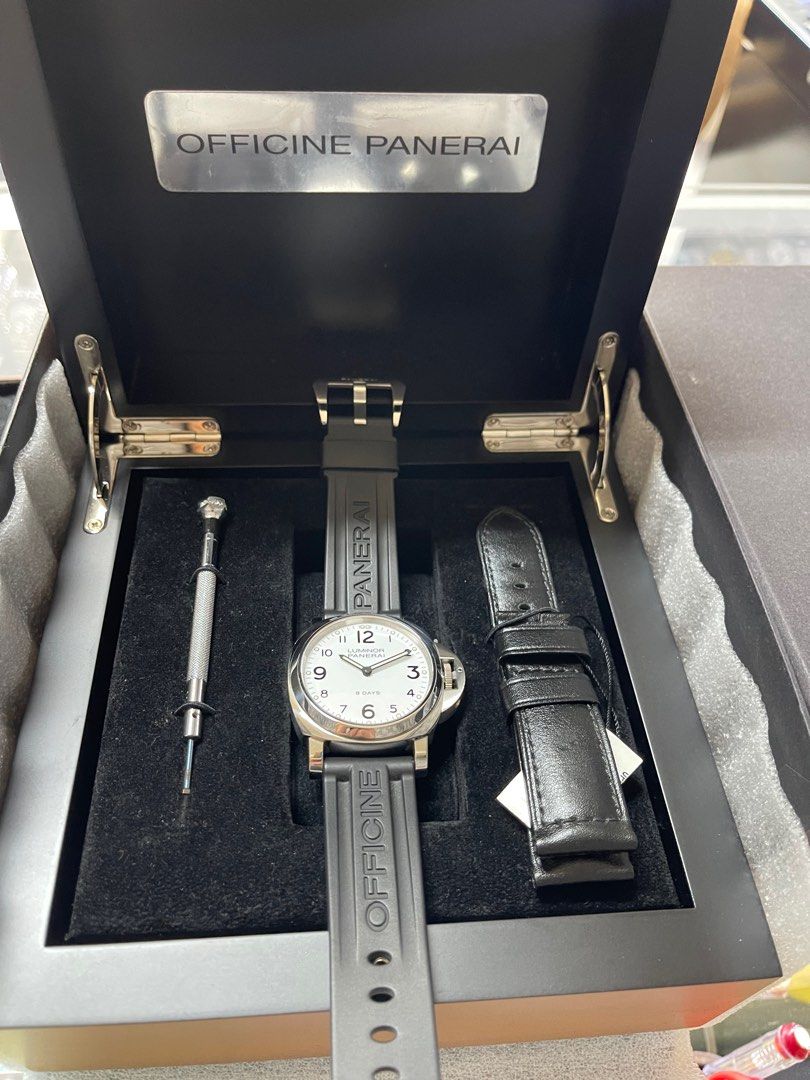 Preowned Panerai Luminor Base 8 Days PAM 561 Pam561