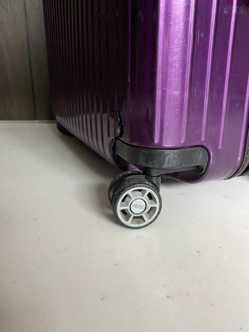 Rimowa salsa 77 top