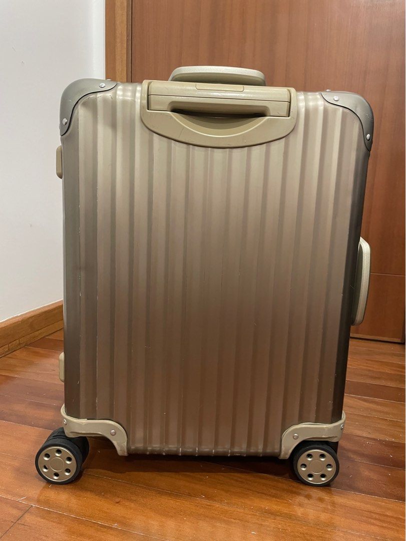 Rimowa topas top cabin plus