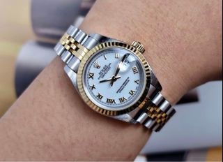 (Category: ) located in . Submitted by Watchaholics (Listing ID 1209442268, Image 1). Description: .